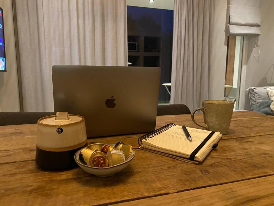 Stijlvol Huisje Met Veranda! Tuynloodz A Beers  外观 照片