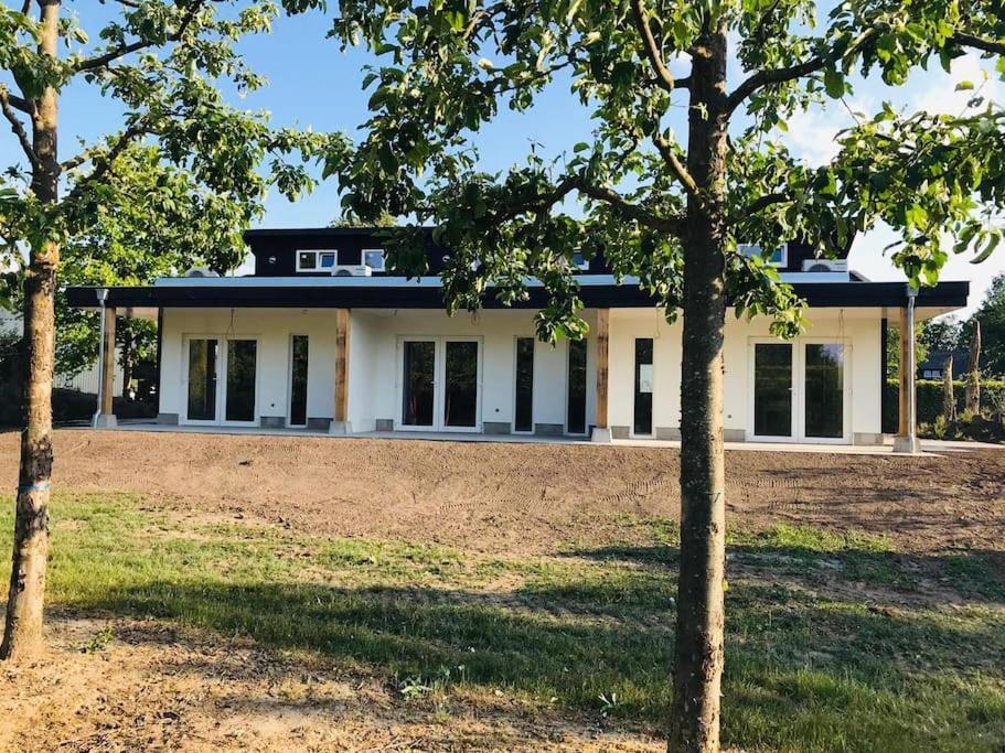 Stijlvol Huisje Met Veranda! Tuynloodz A Beers  外观 照片